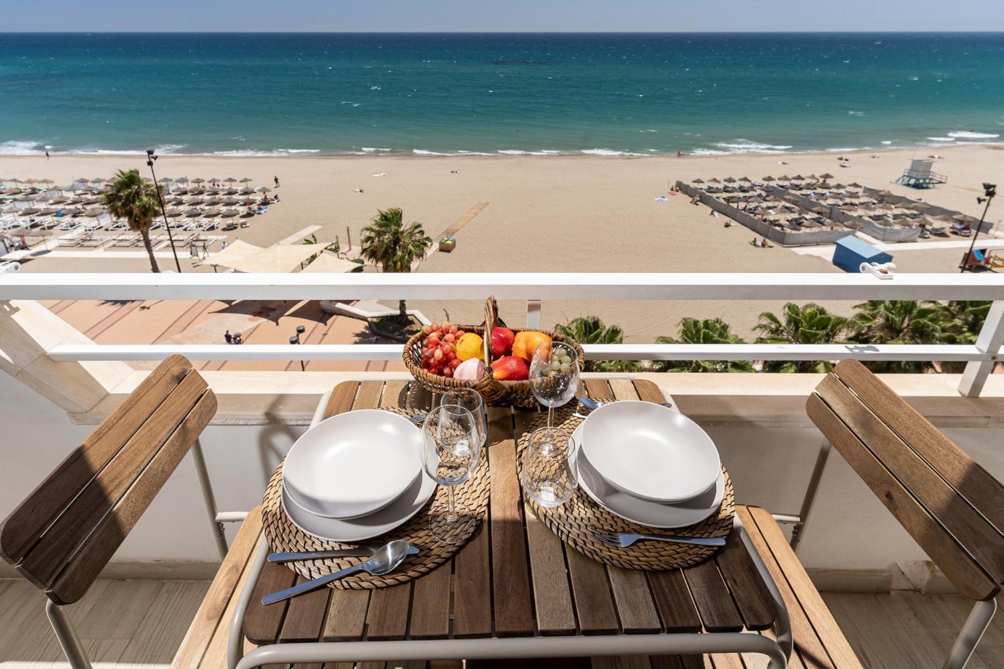 Blonzu Cuba Apartment Фуeнхирола Екстериор снимка